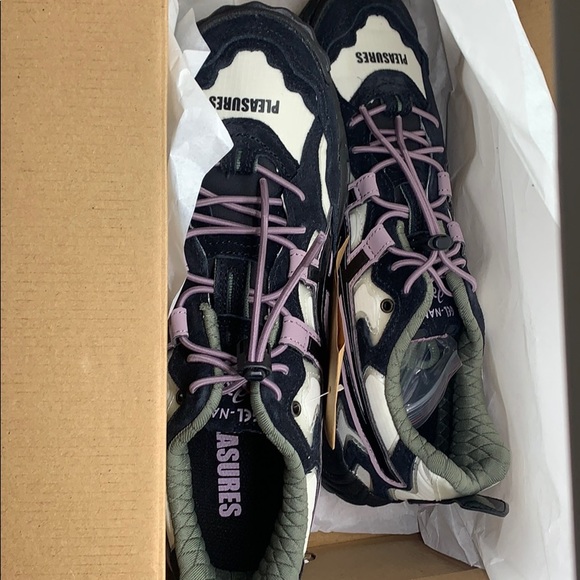 Asics X Pleasures Gel- Nandi Men’s size 12 - Picture 3 of 7